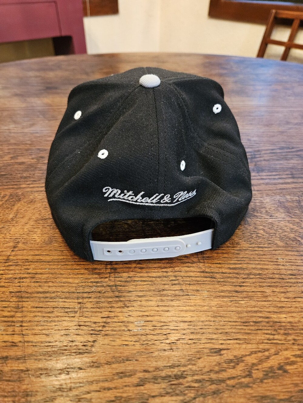 M&N San Antonio Spurs Snapback Cap - Picture 2 of 3